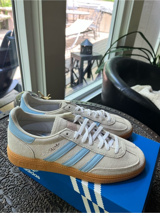 adidas Shoes - ADIDAS HANDBALL SPEZIAL SNEAKERS ALUMINUM SKY 38 2/3 7 US